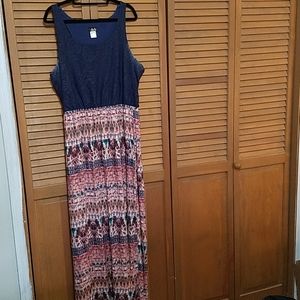 Maxi dress with FREE shrug